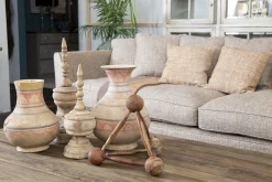 Corby, Kegel, Hout, L