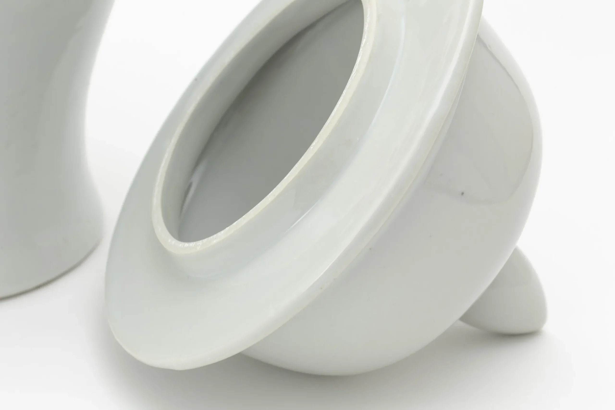 Cosico, Potiche, Wit, S