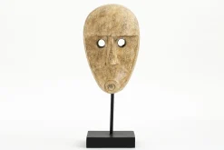 Lilli, Masker, Te Voet