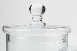 Lioni, Snoeppot, Glas, S