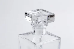 Mariska, Karaf, Glas