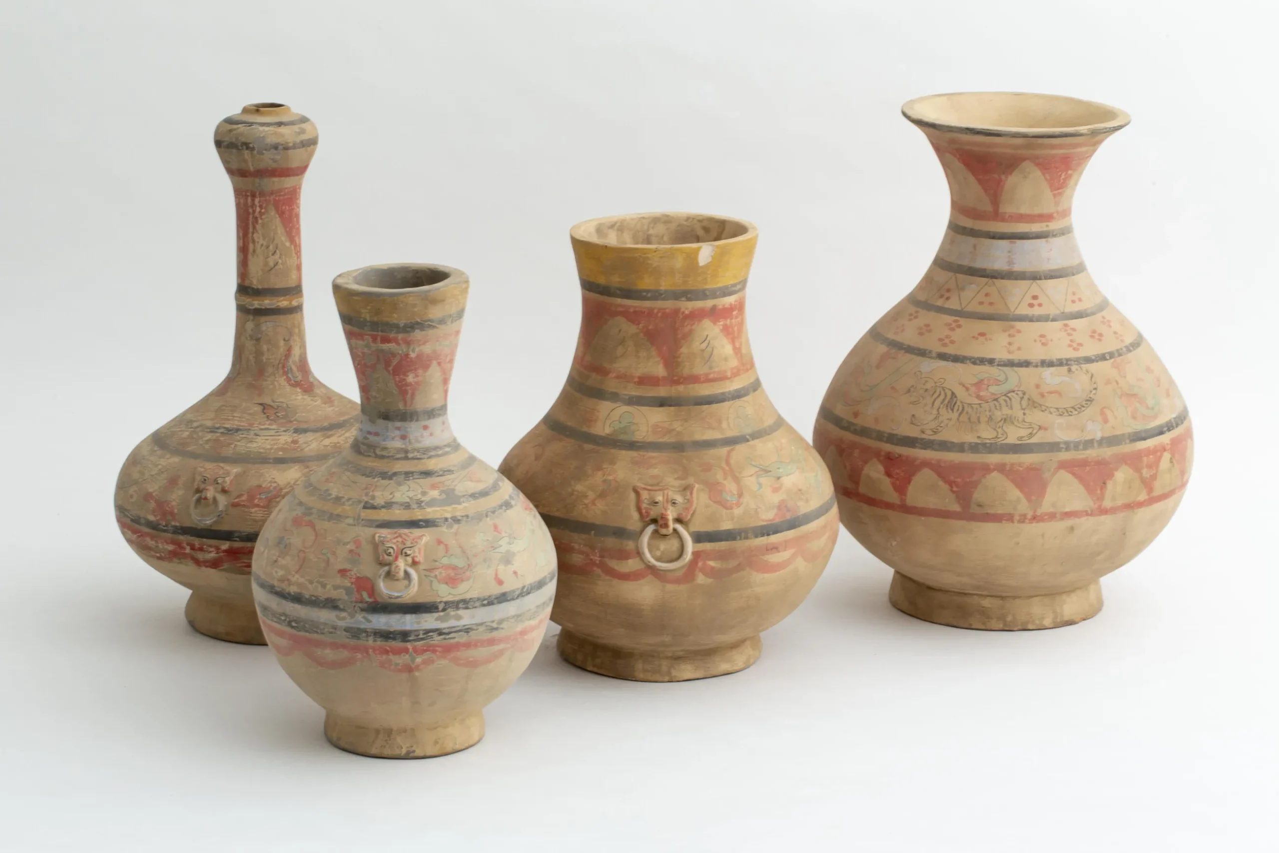Okada, Vaas, Terracotta