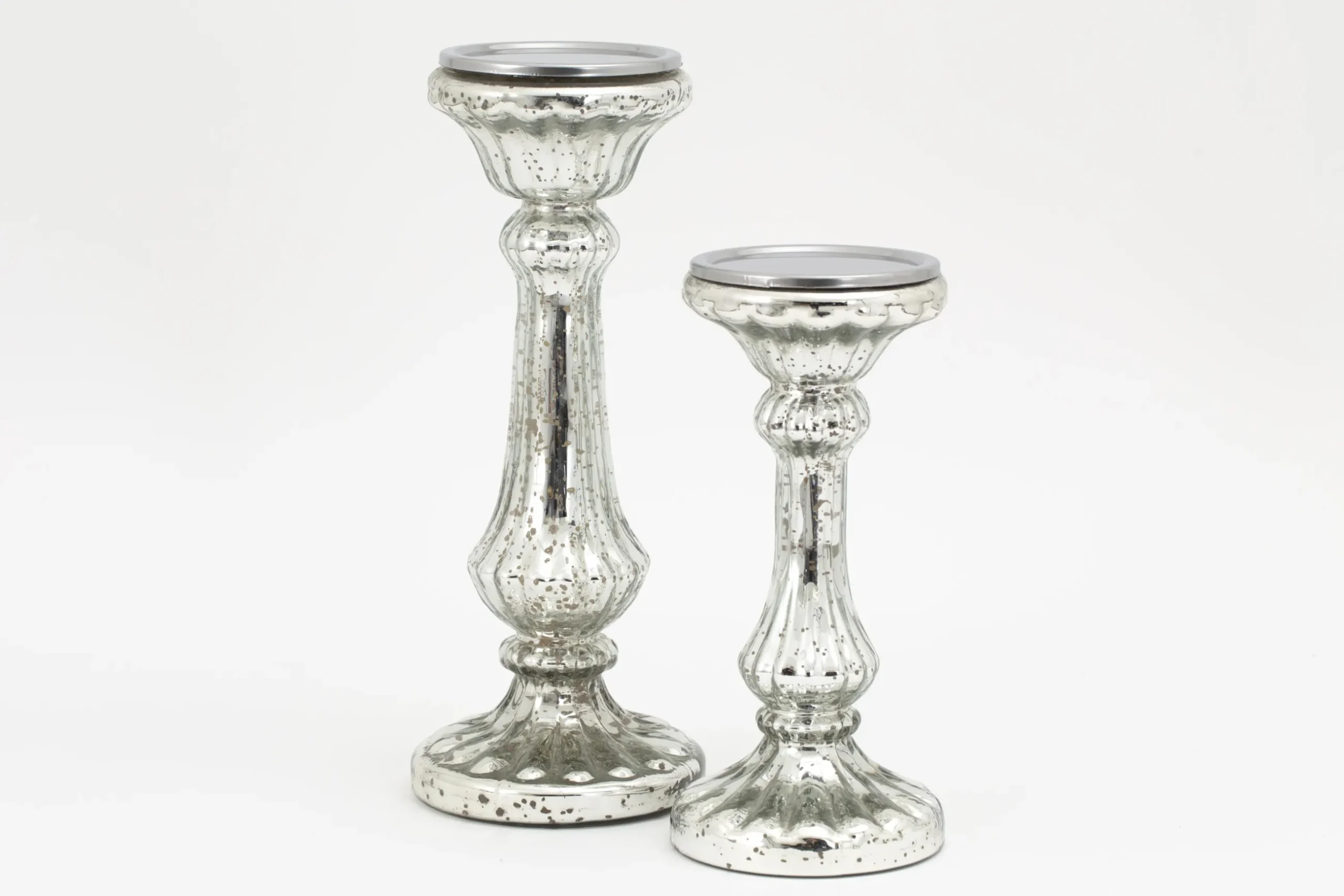 Vlada, Kandelaar, Kwikglas, L